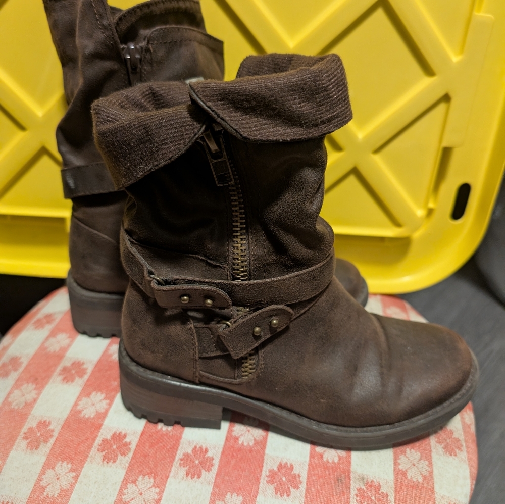 Brown Carlos Boots